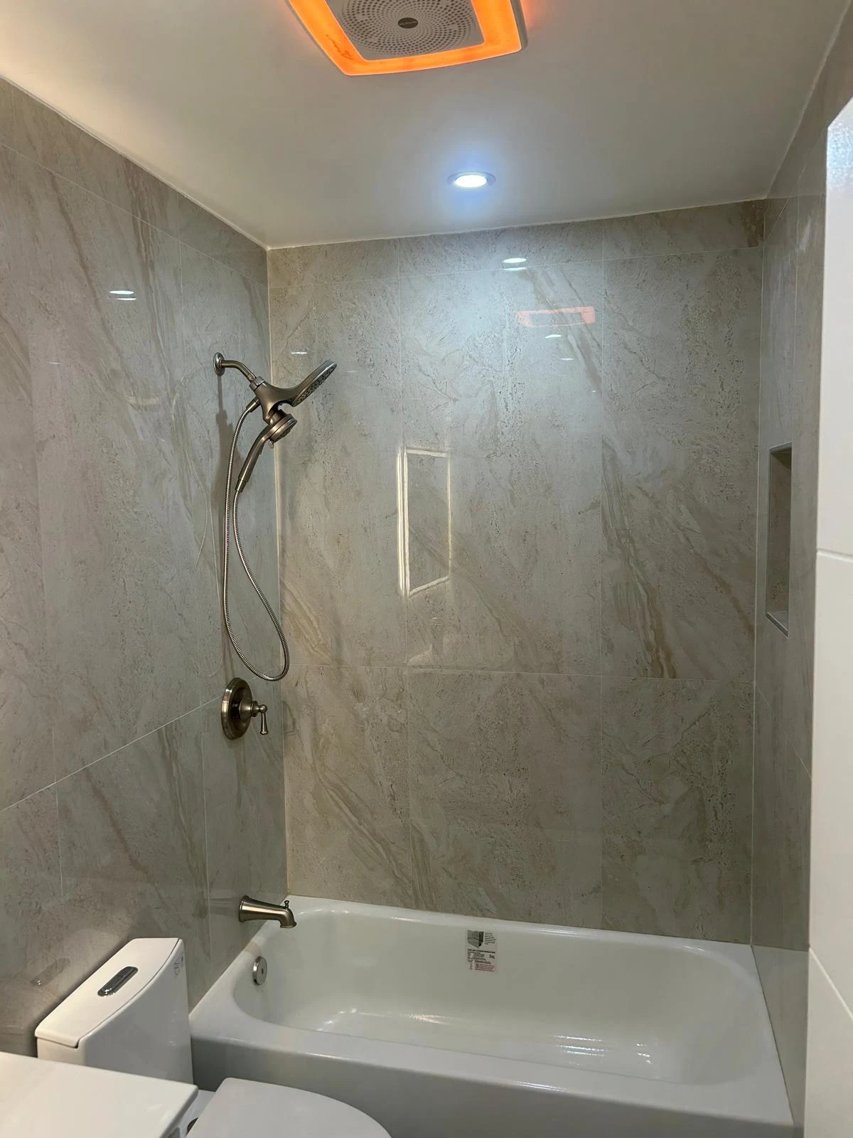 Bathroom renovation in Little Havana · Project detail · Little Havana · 3
